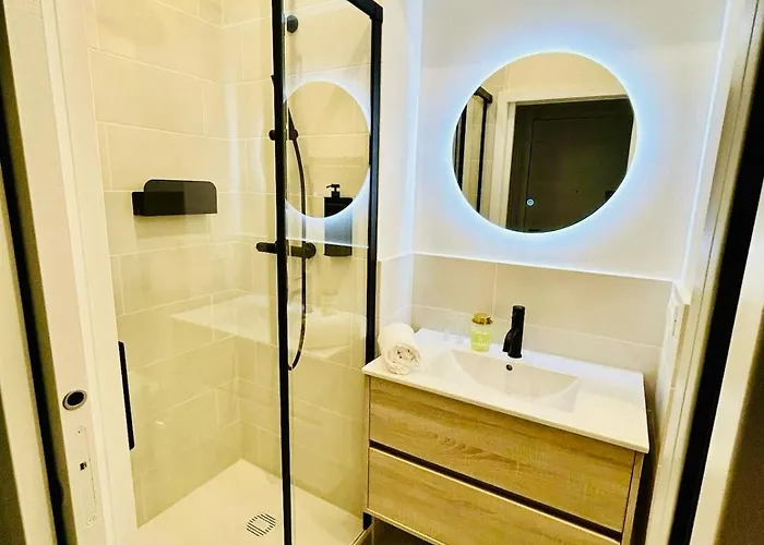 Charming In Port De Appartement Nice