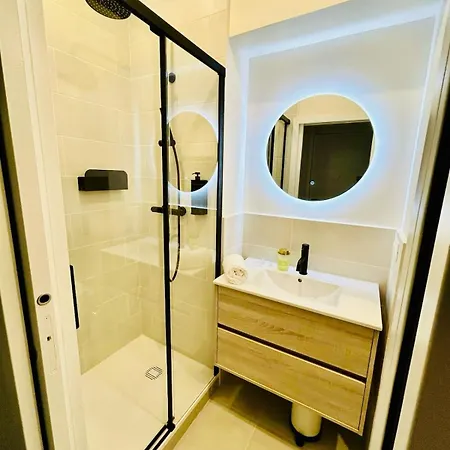 Charming In Port De Appartement Nice